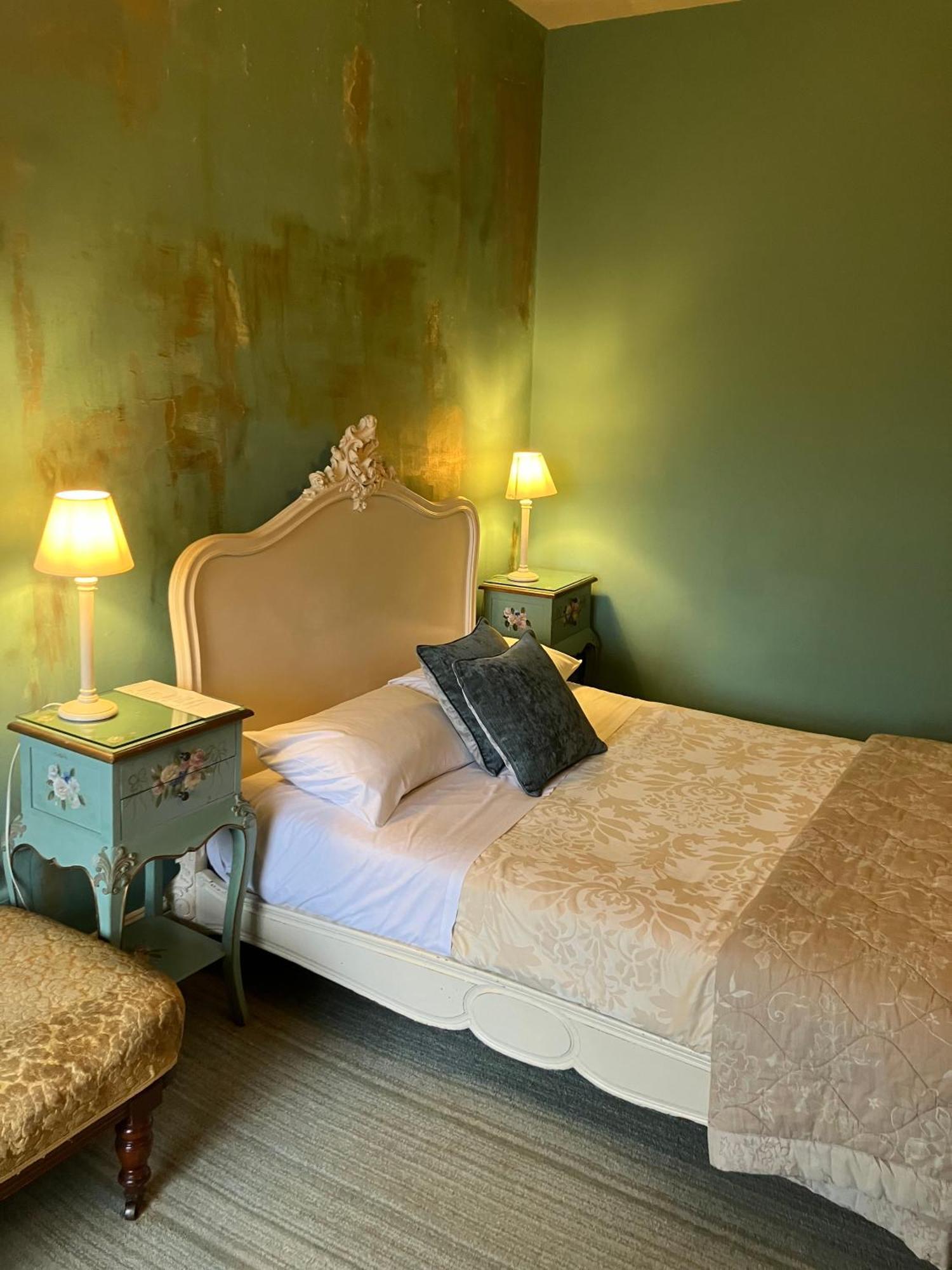 Cornerstones Guest House Sale Kültér fotó